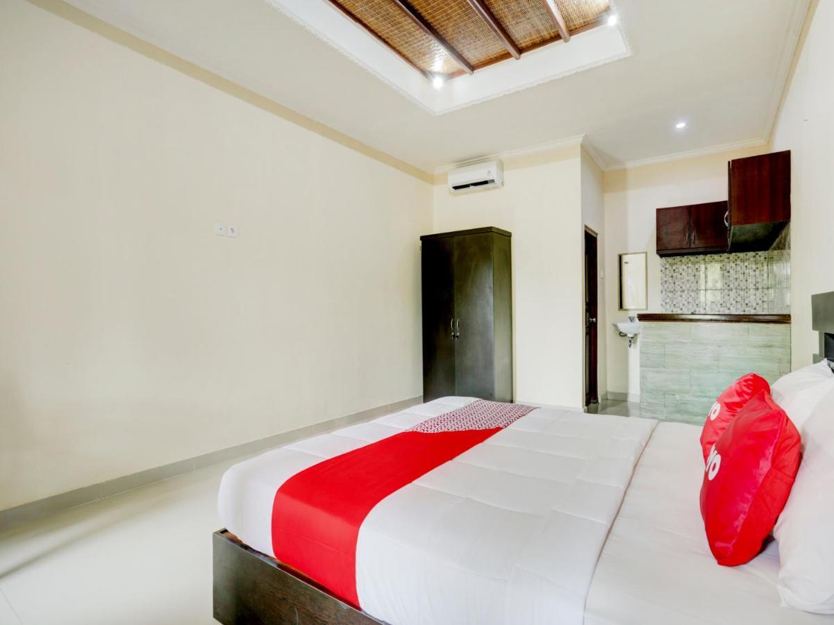 Oyo 90711 Blembong Homestay 짐바란 외부 사진