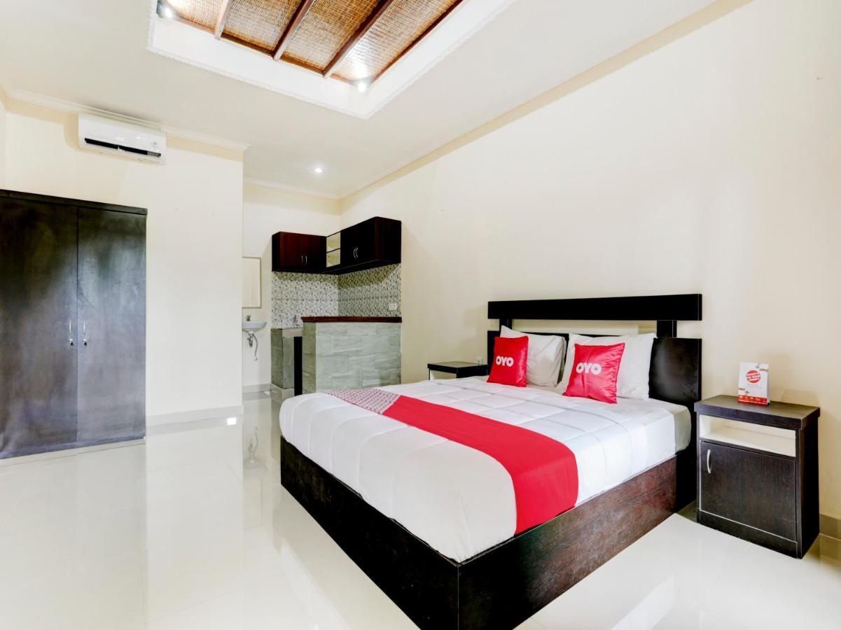 Oyo 90711 Blembong Homestay 짐바란 외부 사진