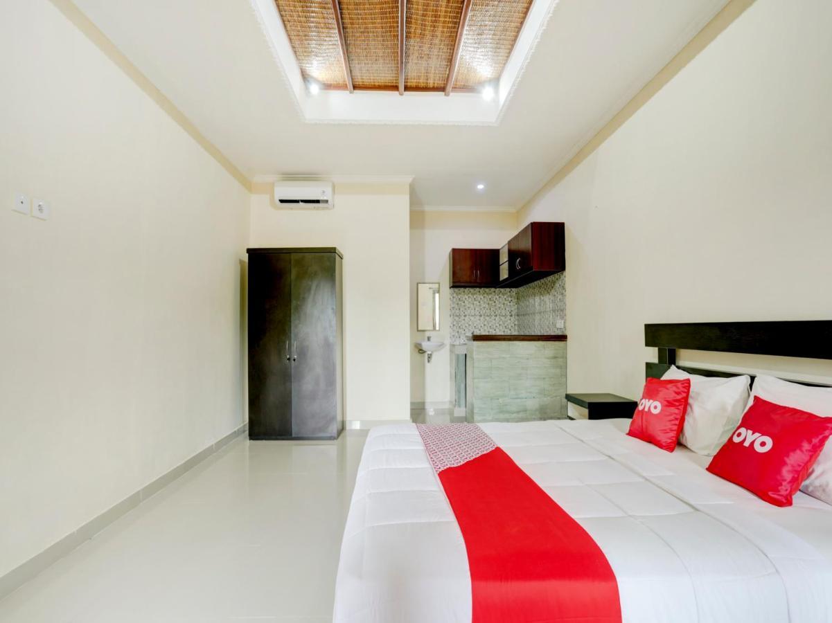 Oyo 90711 Blembong Homestay 짐바란 외부 사진